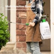 1.3 Gallon Pressure Sprayer 3 Water Nozzles with Adjustable Shoulder Strap